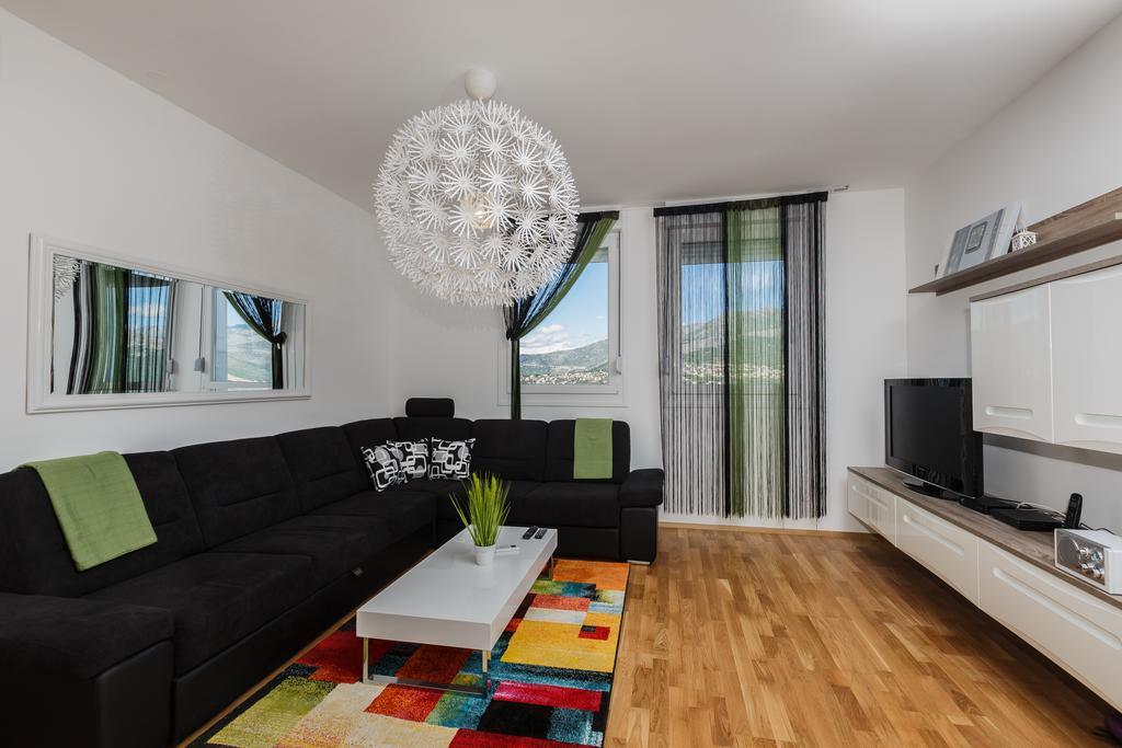 Sky Split Apartment Exterior foto